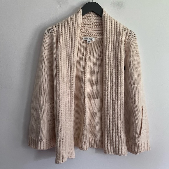 Banana Republic soft Merino Wool Cream knit Poncho Cape - Picture 1 of 5